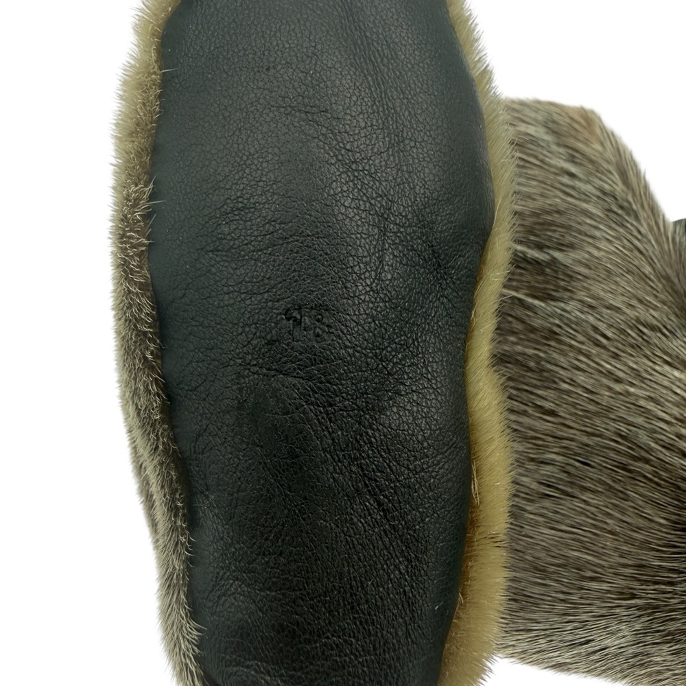 Infant Shearling & Seal Fur Booties – Size 18 Months Moccasins Cold Weather - Picture 7 of 7